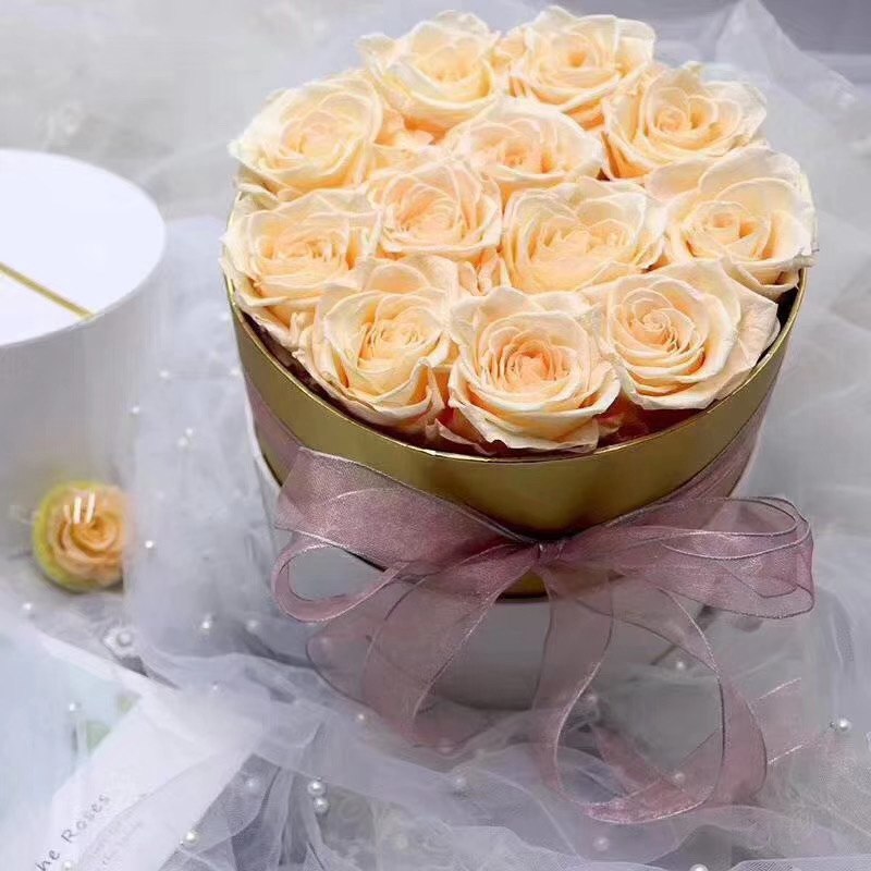 Preserved Rose Hat Boxes